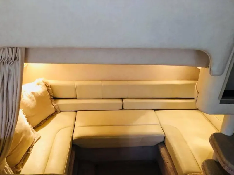 Slide: The Image of Interior of 2000 Sea Ray Sundancer 310 yacht cabin. - 11