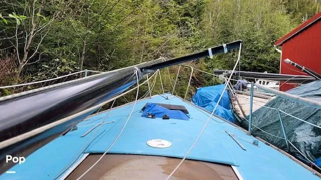 Slide: The Image of 1981 J Boats J-24 for sale in Ketchikan, AK - 7