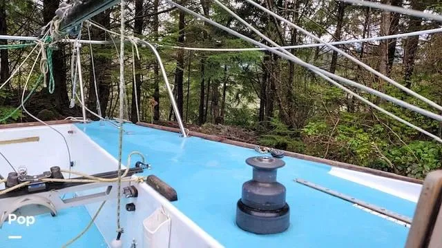 Slide: The Image of 1981 J Boats J-24 for sale in Ketchikan, AK - 9