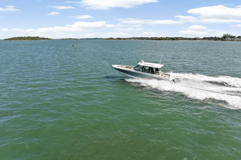 Slide: The Image of Boston Whaler 350 Realm 2025 - 53