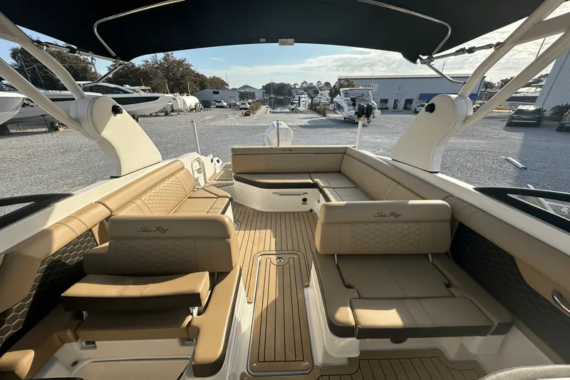 Slide: The Image of Sea Ray 270 SDX-OB 2020 - 26