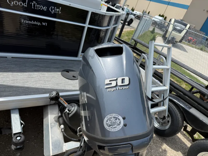 Slide: The Image of Godfrey SW2086CX 2023 - 19