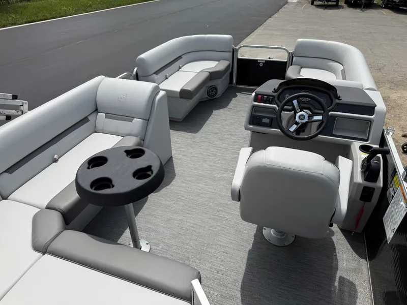 Slide: The Image of Godfrey SW2086CX 2023 - 3