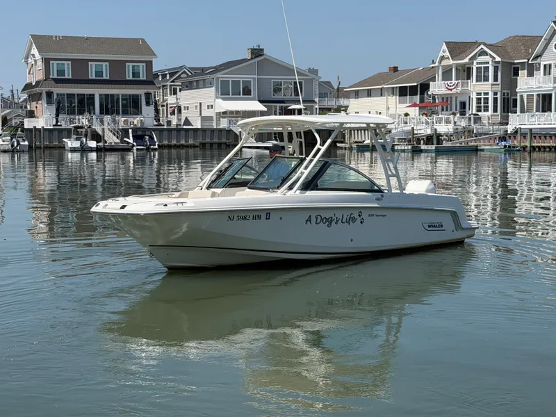 The Image of Boston Whaler 230 VANTAGE 2018 - 0