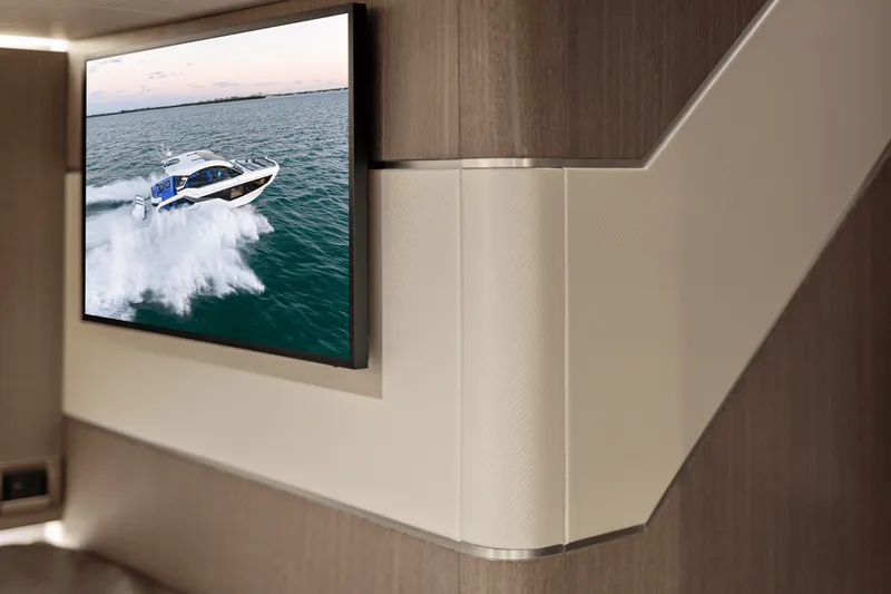 Slide: The Image of Galeon 435GTO 2027 - 85