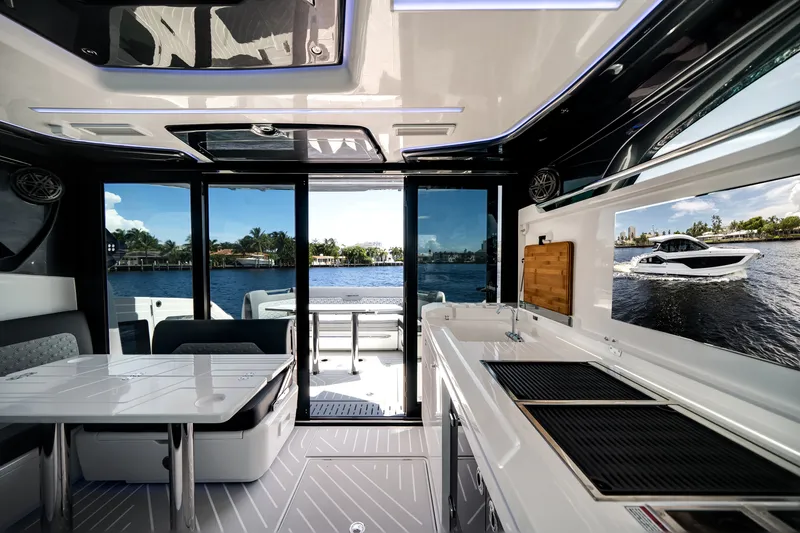 Slide: The Image of Galeon 435 GTO 2027 - 28