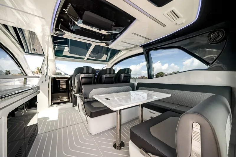 Slide: The Image of Galeon 435 GTO 2027 - 26