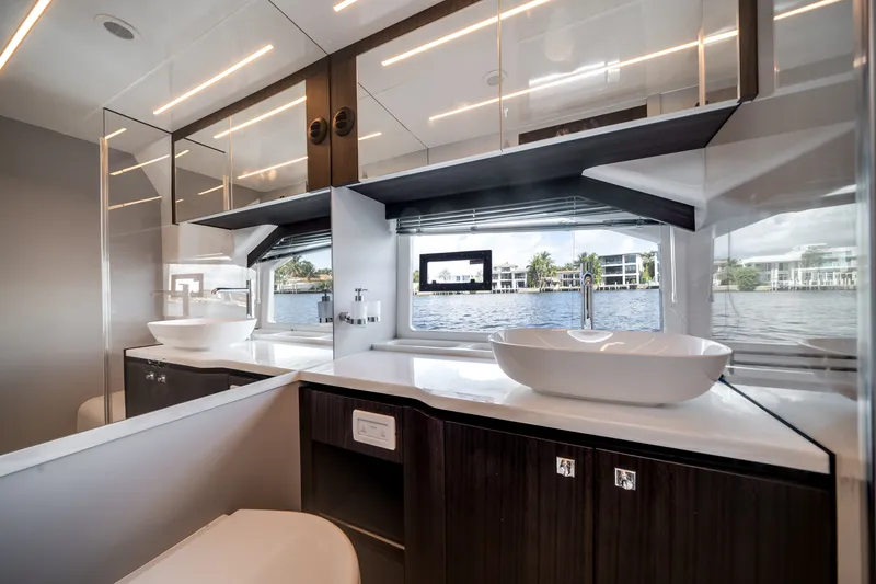Slide: The Image of Galeon 435 GTO 2027 - 58