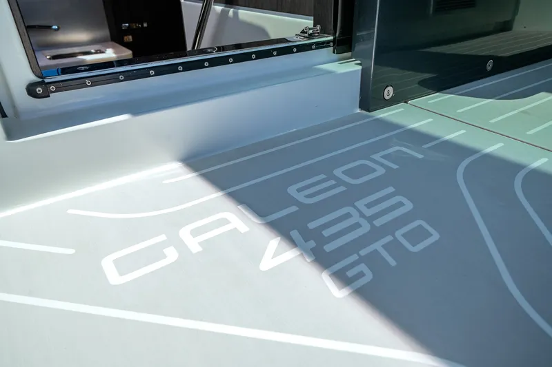 Slide: The Image of Galeon 435 GTO 2027 - 47