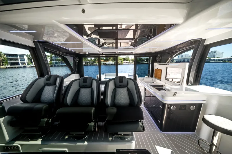 Slide: The Image of Galeon 435 GTO 2027 - 42