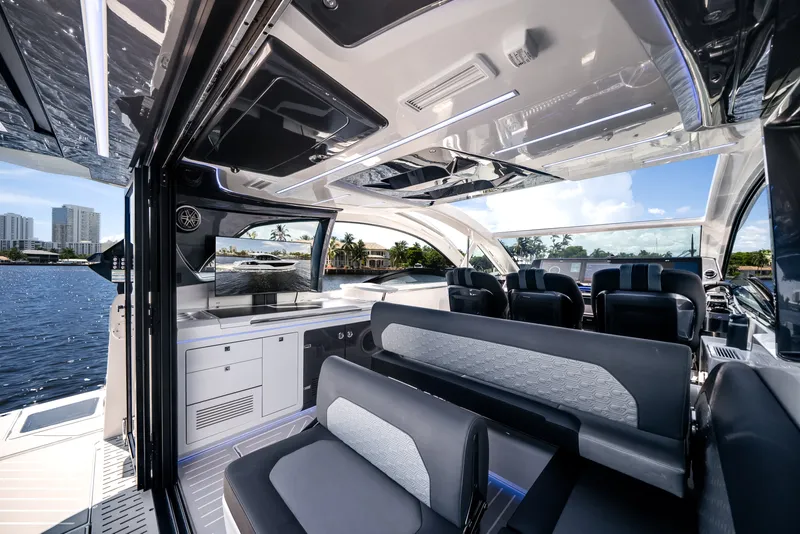 Slide: The Image of Galeon 435 GTO 2027 - 20