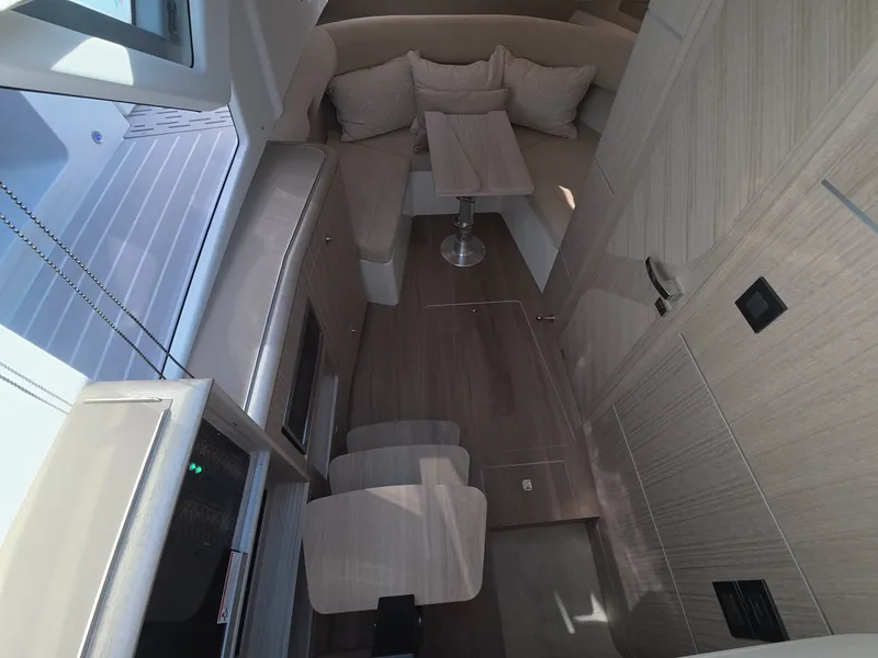 Slide: The Image of Galeon 375 GTO 2027 - 20