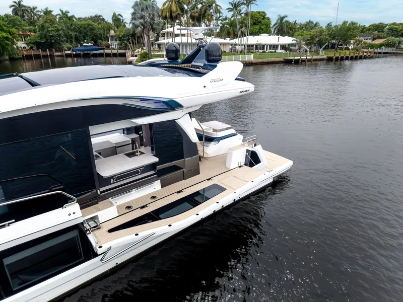 Slide: The Image of Galeon 570 SKY 2027 - 16