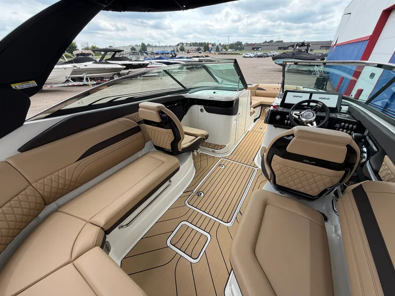 Slide: The Image of Sea Ray 260SLX 2027 - 14