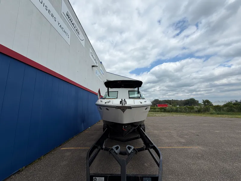 Slide: The Image of Sea Ray 260SLX 2027 - 2