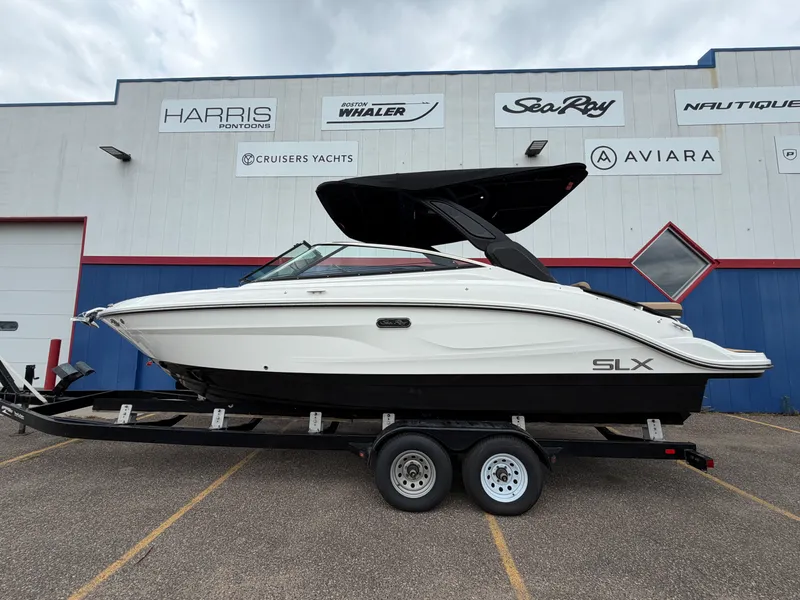 The Image of Sea Ray 260SLX 2027 - 0