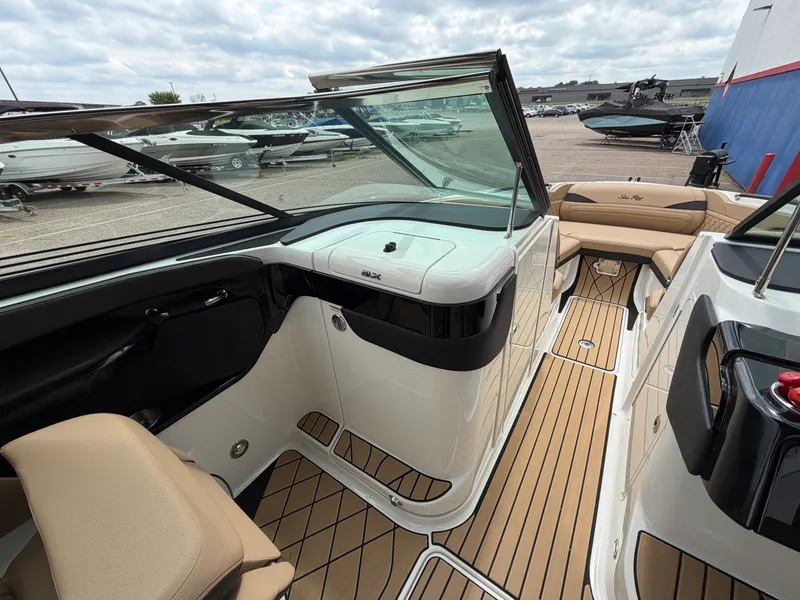 Slide: The Image of Sea Ray 260SLX 2027 - 26