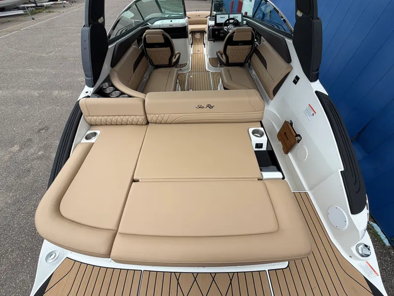 Slide: The Image of Sea Ray 260SLX 2027 - 7