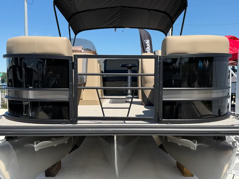Slide: The Image of Sylvan MIRAGE X3 DLZ BAR 2026 - 4