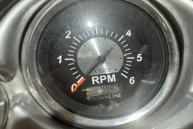 Slide: The Image of Crownline Boats 220 LS 2006 - 10