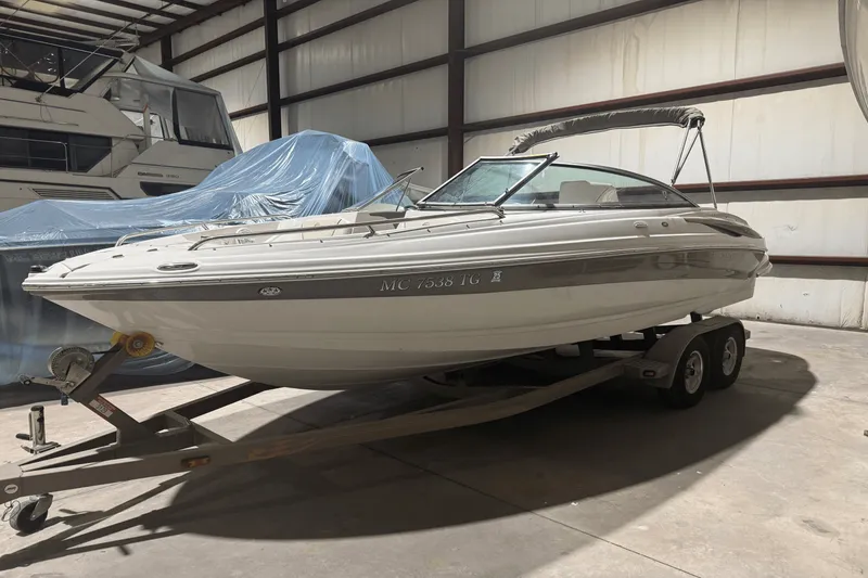 Slide: The Image of Crownline Boats 220 LS 2006 - 2