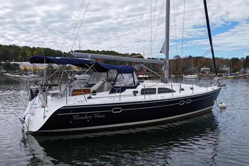 Slide: The Image of Catalina 387 2003 - 5