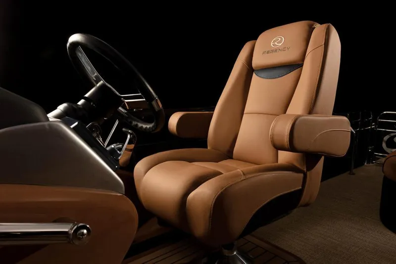 Slide: The Image of Regency 250 LE3 Sport 2021 - 12