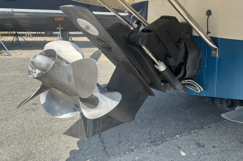 Slide: The Image of Crownline Boats 270 2005 - 18