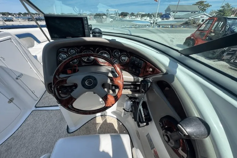 Slide: The Image of Crownline Boats 270 2005 - 9