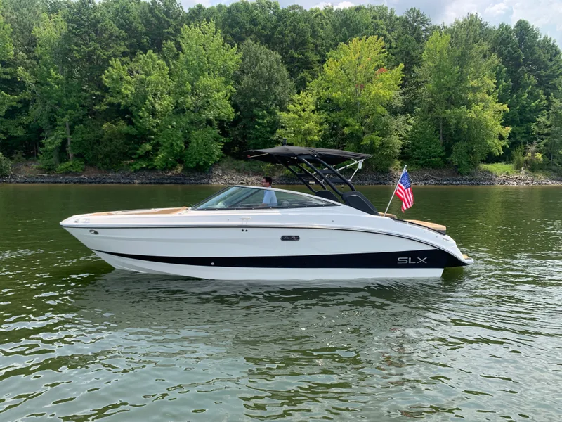 The Image of Sea Ray SLX 260 Surf 2026 - 0