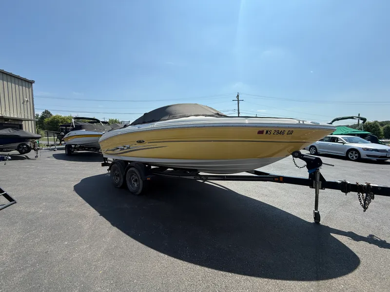 Slide: The Image of Sea Ray 200 SL WT 2004 - 2