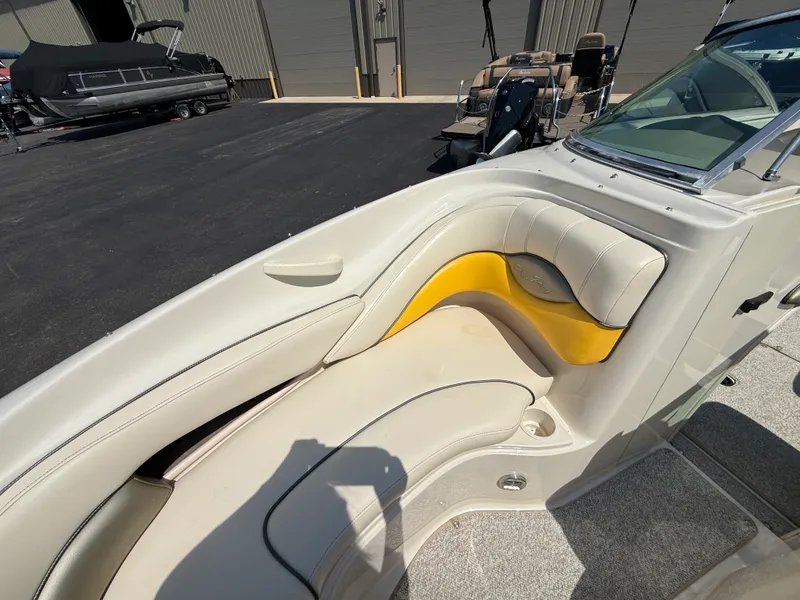Slide: The Image of Sea Ray 200 SL WT 2004 - 20