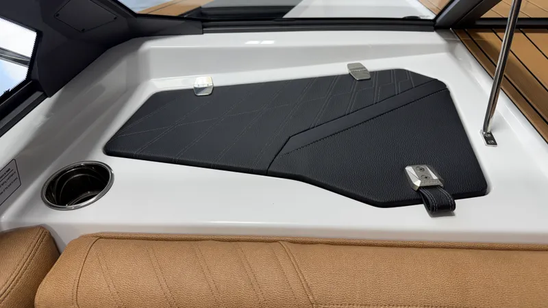 Slide: The Image of Nautique SKI NAUTIQUE 2027 - 28