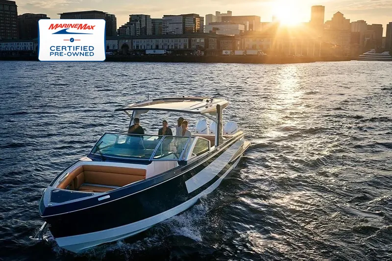 The Image of Aviara AV36 Outboard 2023 - 0
