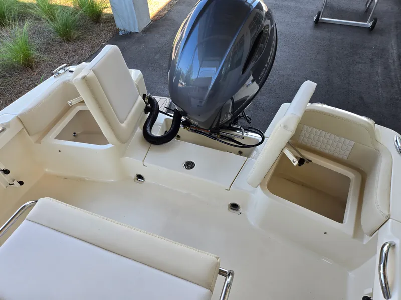Slide: The Image of Scout 188 Sportfish 2027 - 4