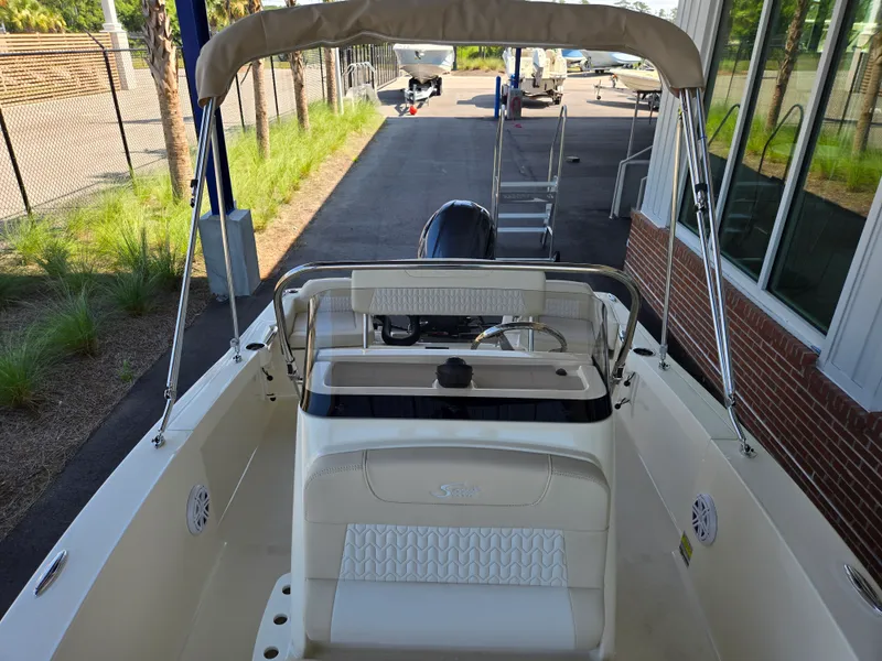 Slide: The Image of Scout 188 Sportfish 2027 - 10
