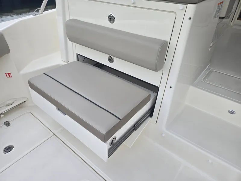 Slide: The Image of Boston Whaler 365 Conquest 2026 - 18