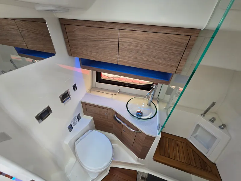 Slide: The Image of Boston Whaler 365 Conquest 2026 - 35
