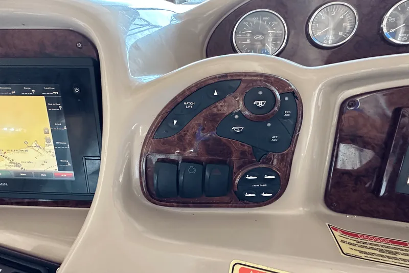 Slide: The Image of Sea Ray 340 Sundancer 2003 - 20