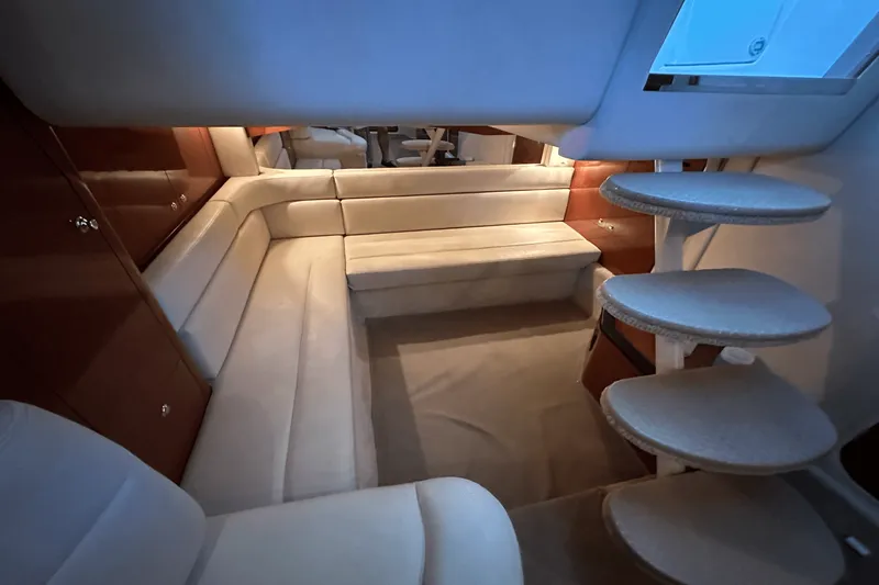Slide: The Image of Sea Ray 340 Sundancer 2003 - 28