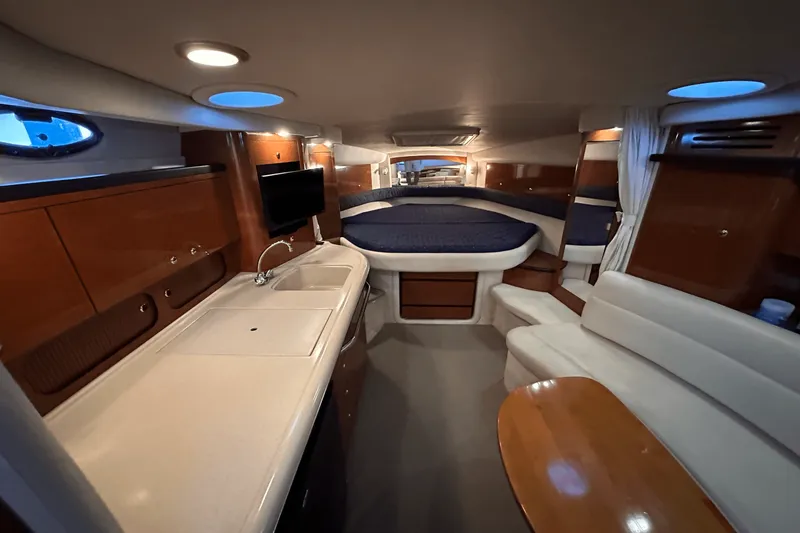 Slide: The Image of Sea Ray 340 Sundancer 2003 - 33