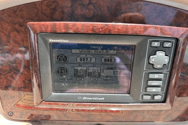 Slide: The Image of Sea Ray 340 Sundancer 2003 - 35