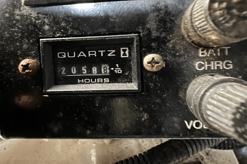 Slide: The Image of Sea Ray 340 Sundancer 2003 - 40