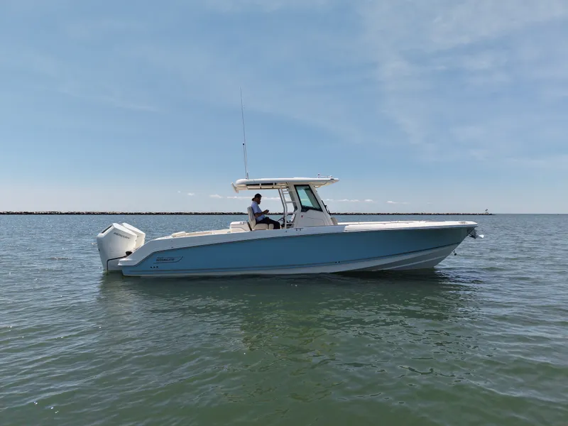 Slide: The Image of Boston Whaler 330 Outrage 2026 - 9