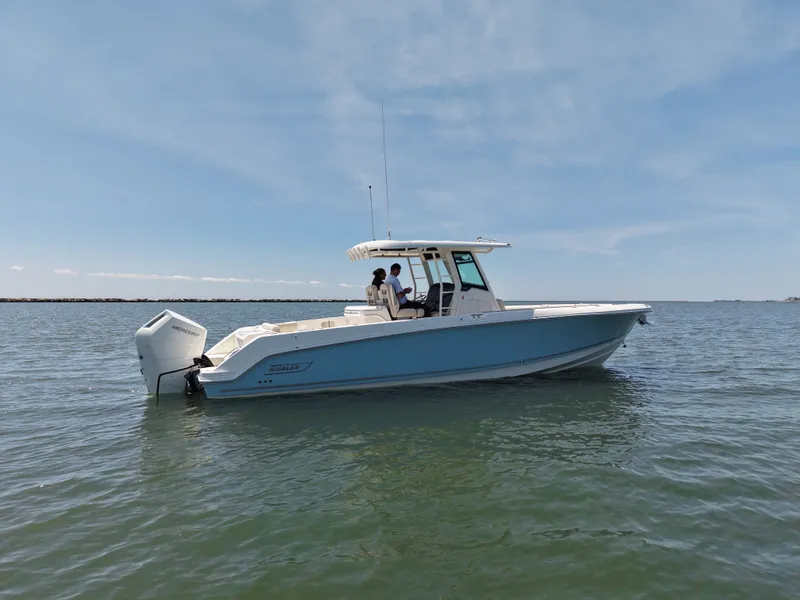 Slide: The Image of Boston Whaler 330 Outrage 2026 - 8