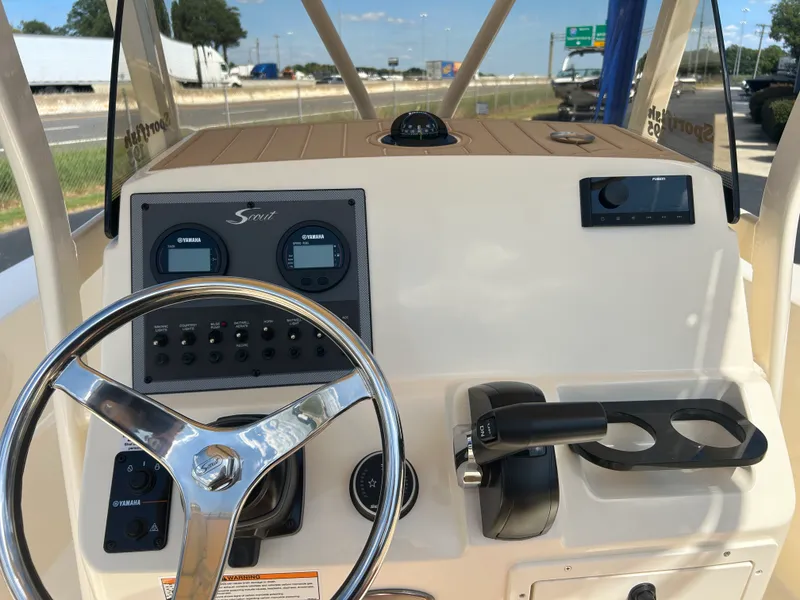Slide: The Image of Scout 195 Sportfish 2027 - 22