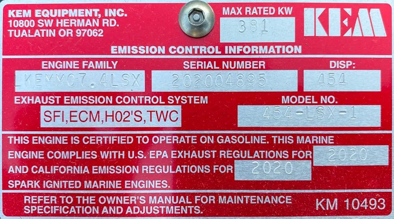 Slide: The Image of North River 24 Commander 2026 - 23