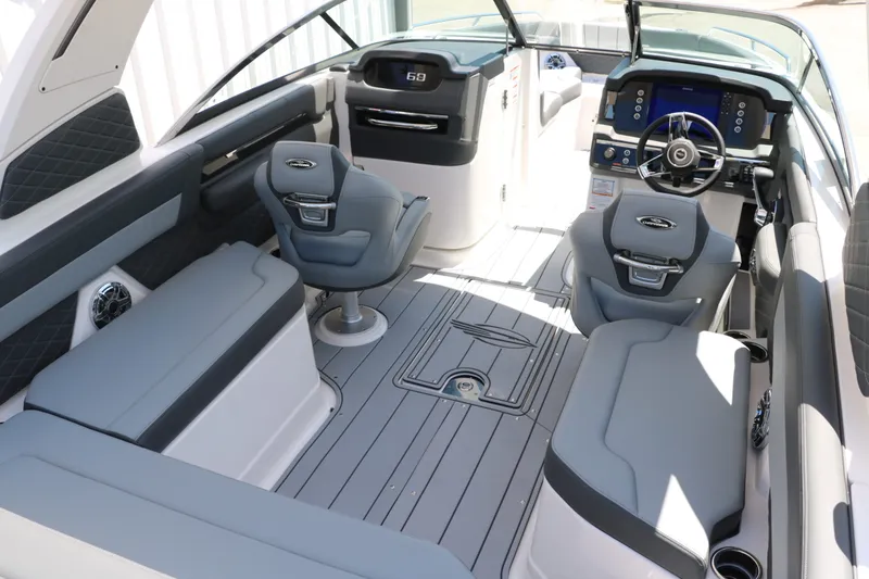 Slide: The Image of Chaparral 26 Surf 2025 - 13