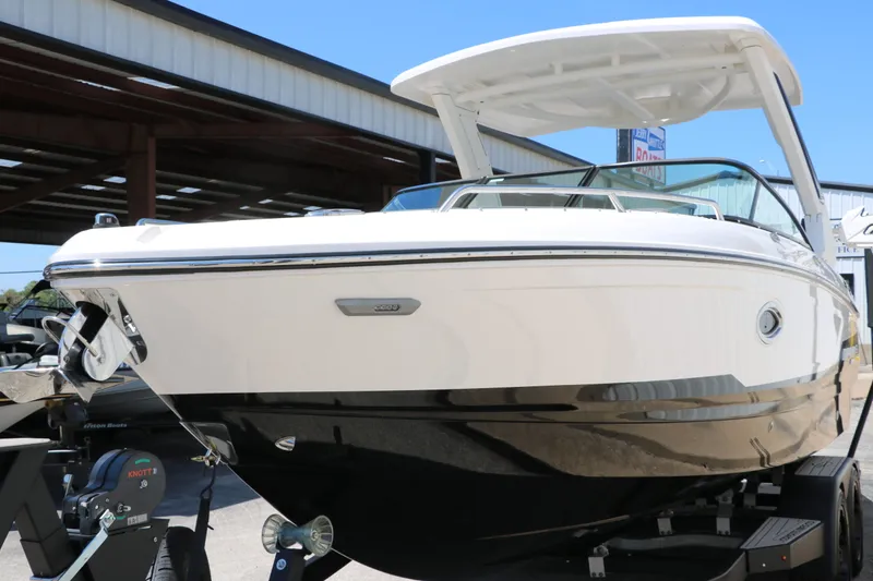 Slide: The Image of Chaparral 26 Surf 2025 - 4