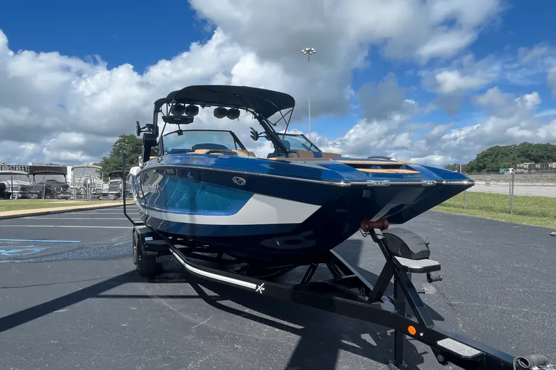 Slide: The Image of Mastercraft X24 2024 - 6